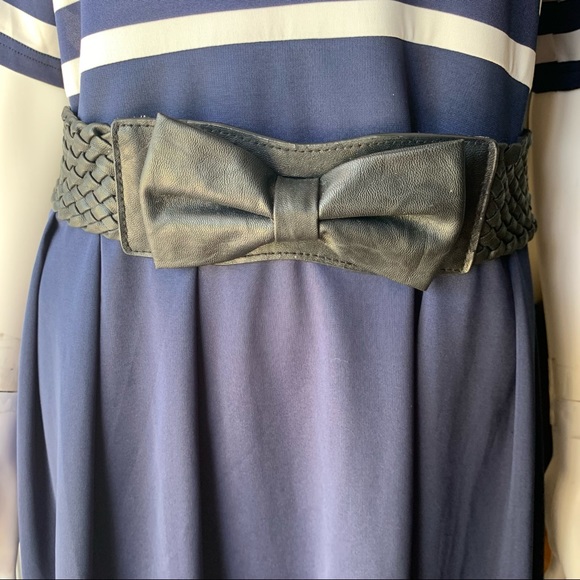 🍒💣 Faux leather pinup inspired bow belt - Picture 1 of 8